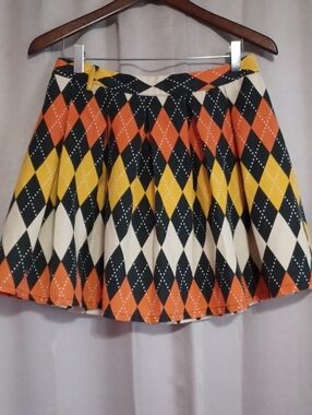 Hot Topic Retro Harlequin Pleated Argyle Mini Skater Skirt Orange Yellow Black M